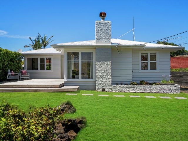 10 Caughey Place Mount Albert