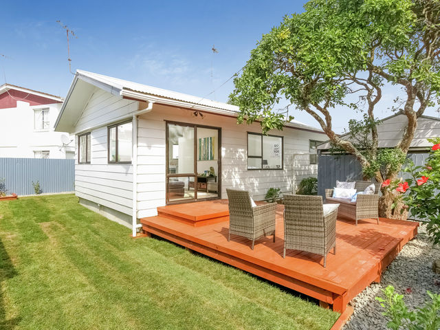 52a Fowlds Avenue Sandringham