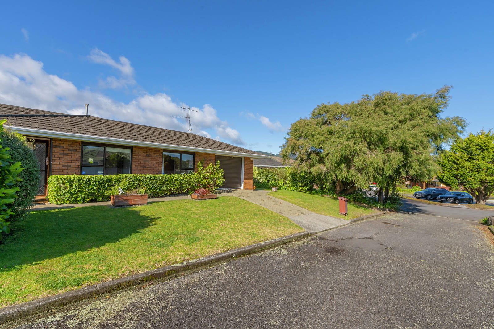 12 Chilton Drive, Paraparaumu