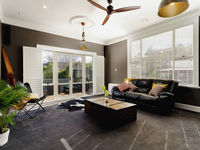 photo property thumbnail