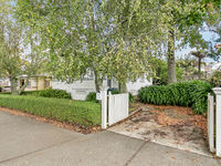 photo property thumbnail