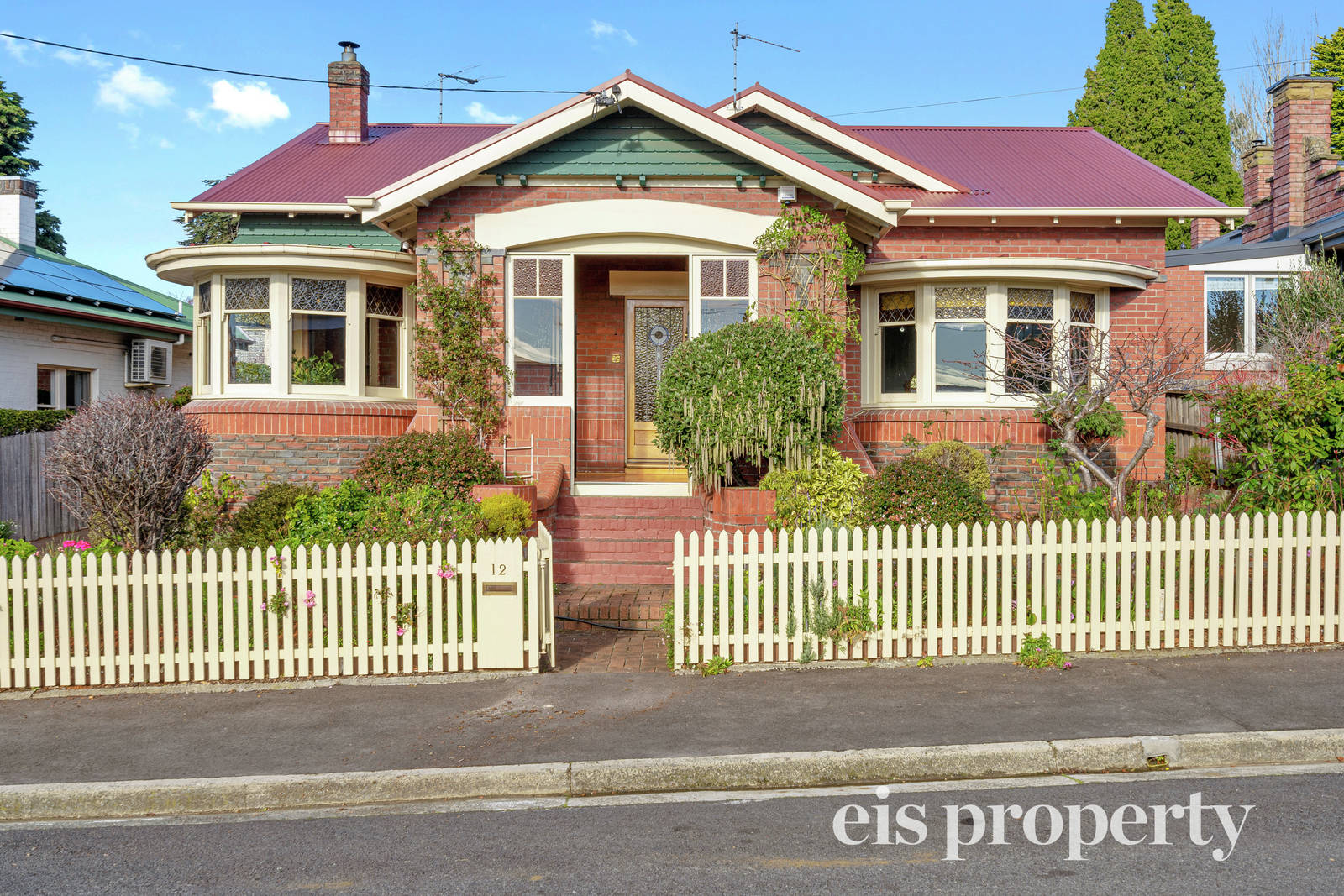 12 Rupert Avenue, Mount Stuart 3 Bed House For Sale