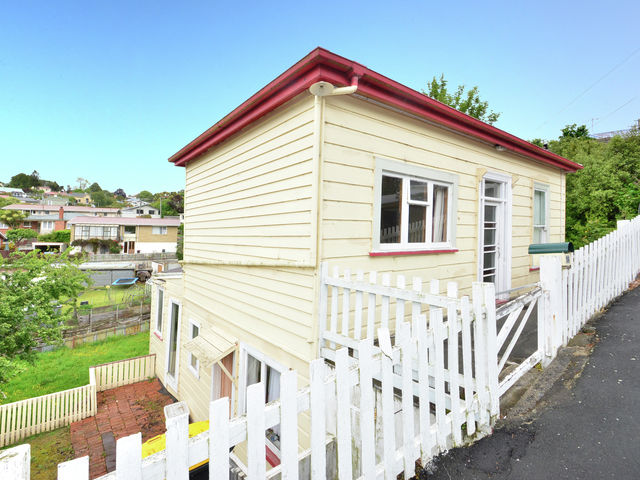 14 Dalry Street Mornington