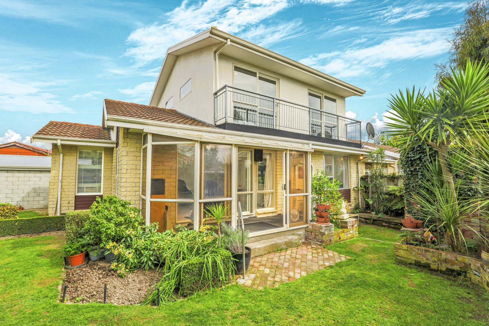 2 / 11 Pinedale Lane, Linwood 4 Bed House Sale By Deadline