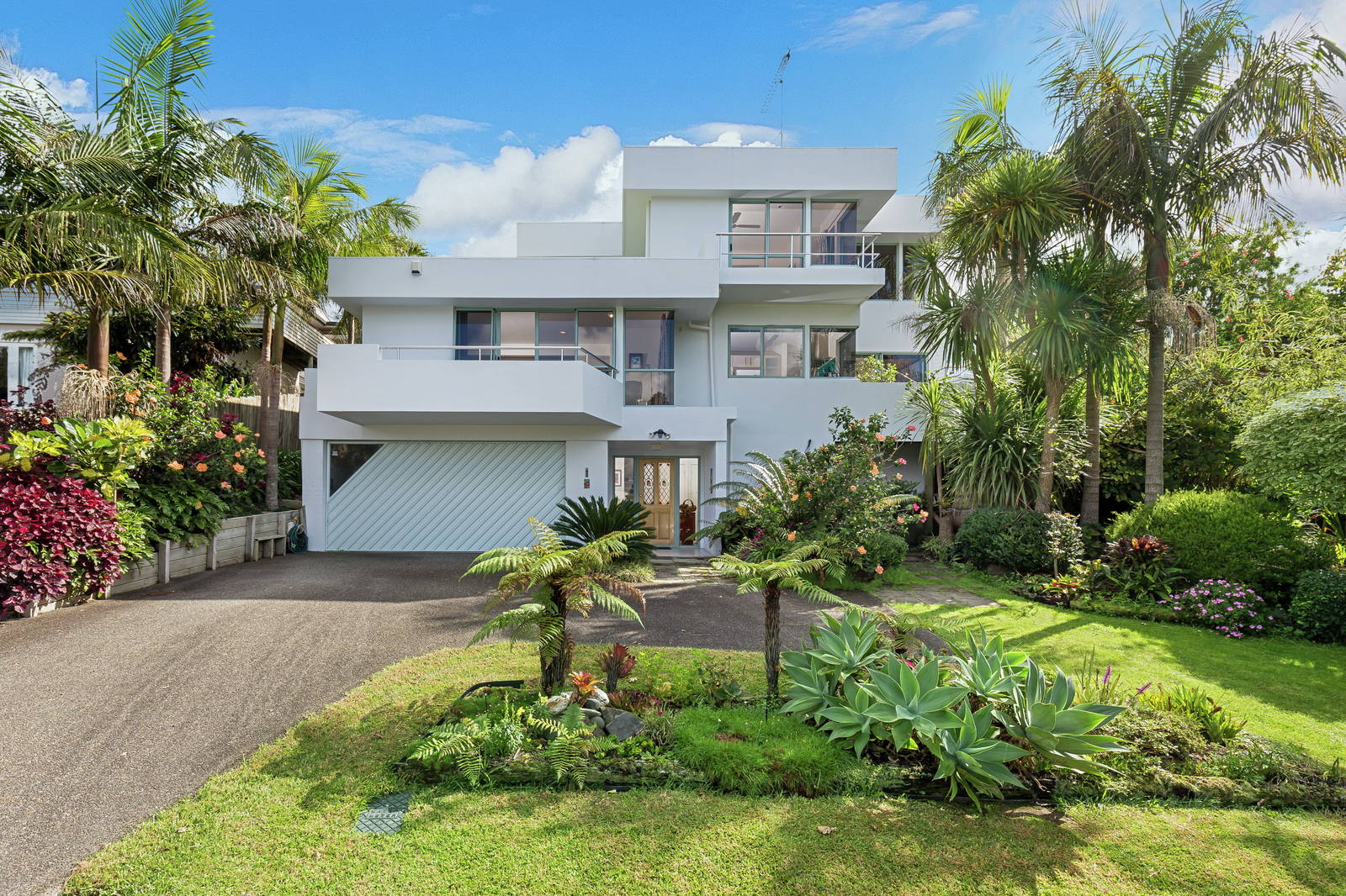 2/43 Channel View Road, Campbells Bay 3 Bed House Price
