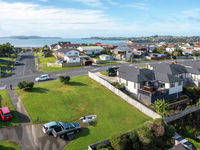 photo property thumbnail