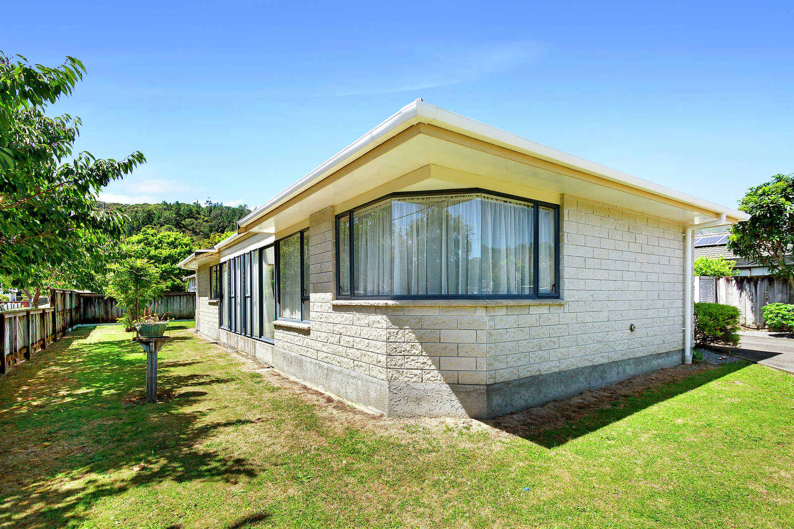 271 Stokes Valley Road, Stokes Valley - 3 Bed House - Private Treaty