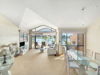 photo property thumbnail