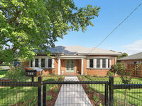 photo property thumbnail