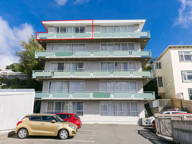 4 Kenwyn Terrace (Apt 2) Newtown