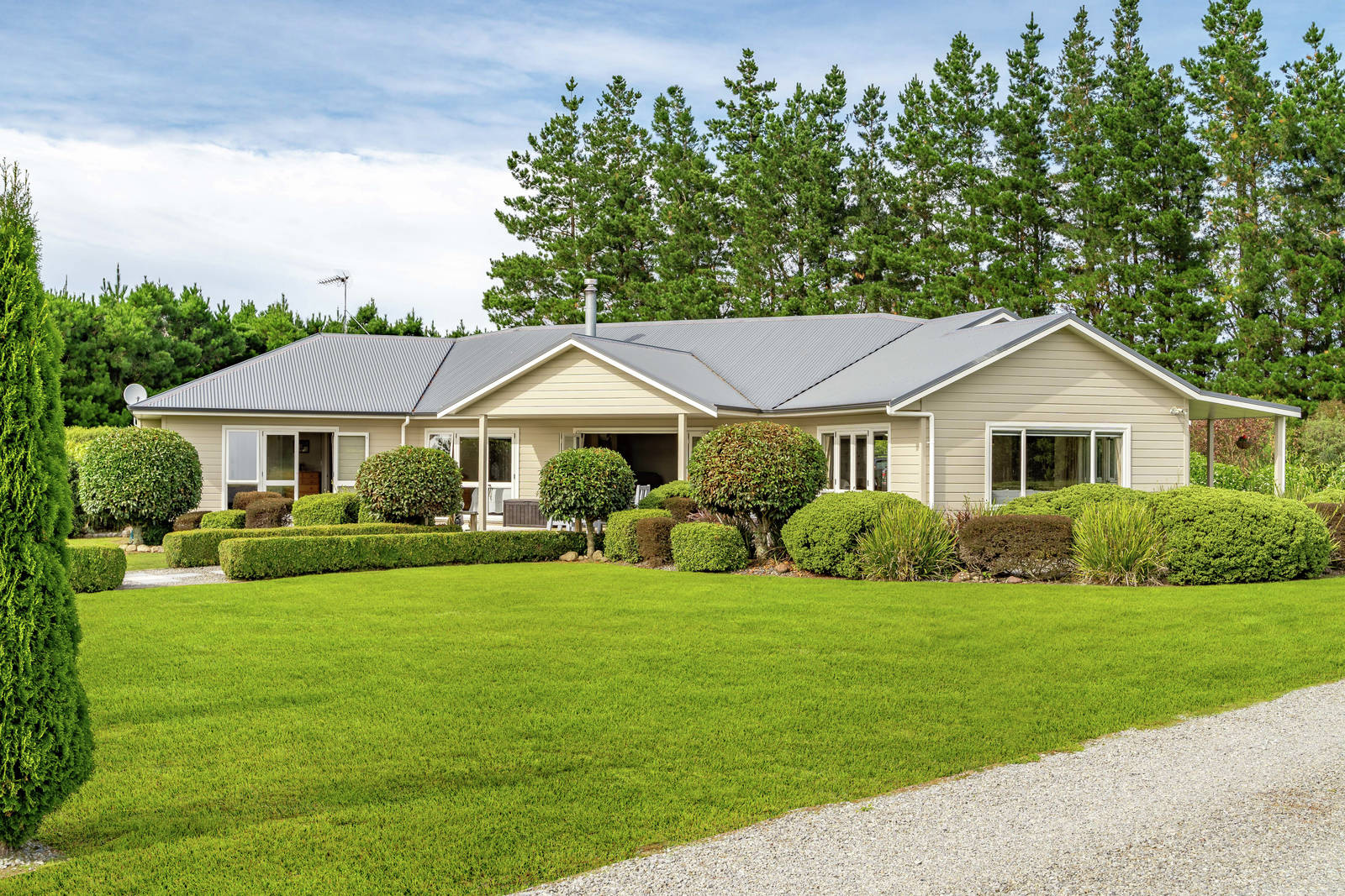 213 Woodside Road, Greytown, South Wairarapa 4 Bed House Private Sale